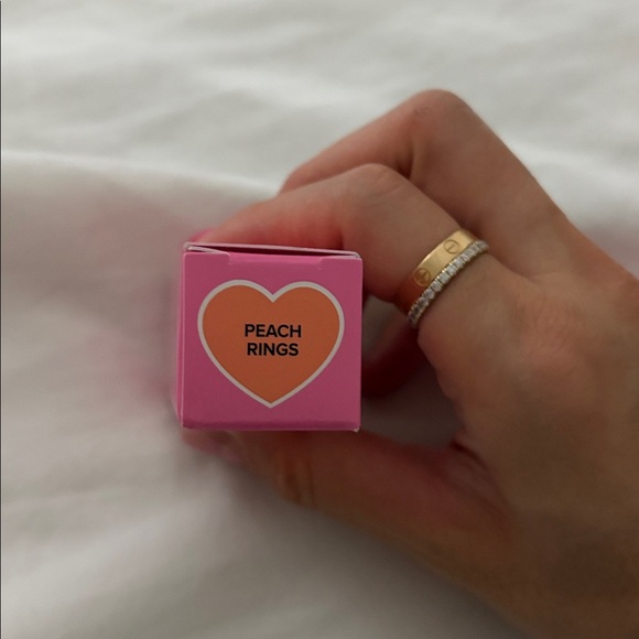 Too Faced Kissing Jelly Gloss in Peach Rings - Picture 8 of 8